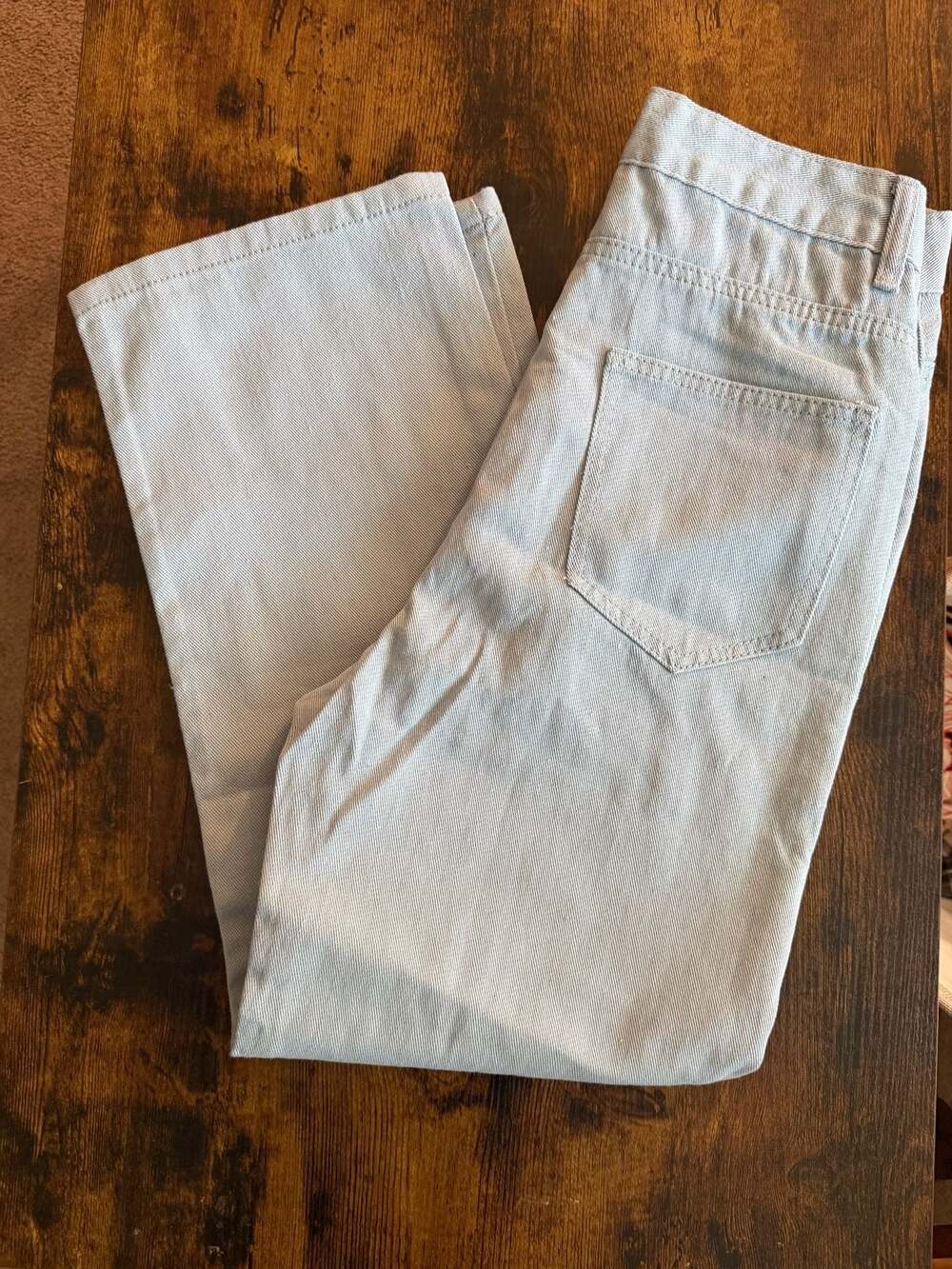 Women's Light Wash Denim Straight Leg Jeans XS